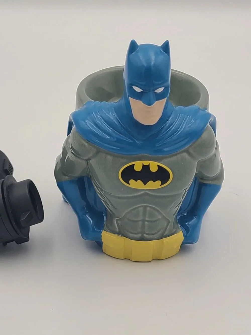 Scentsy DC Batman Mini Wax Warmer Wall Plug In Ceramic Fragrance Nightlight GUC